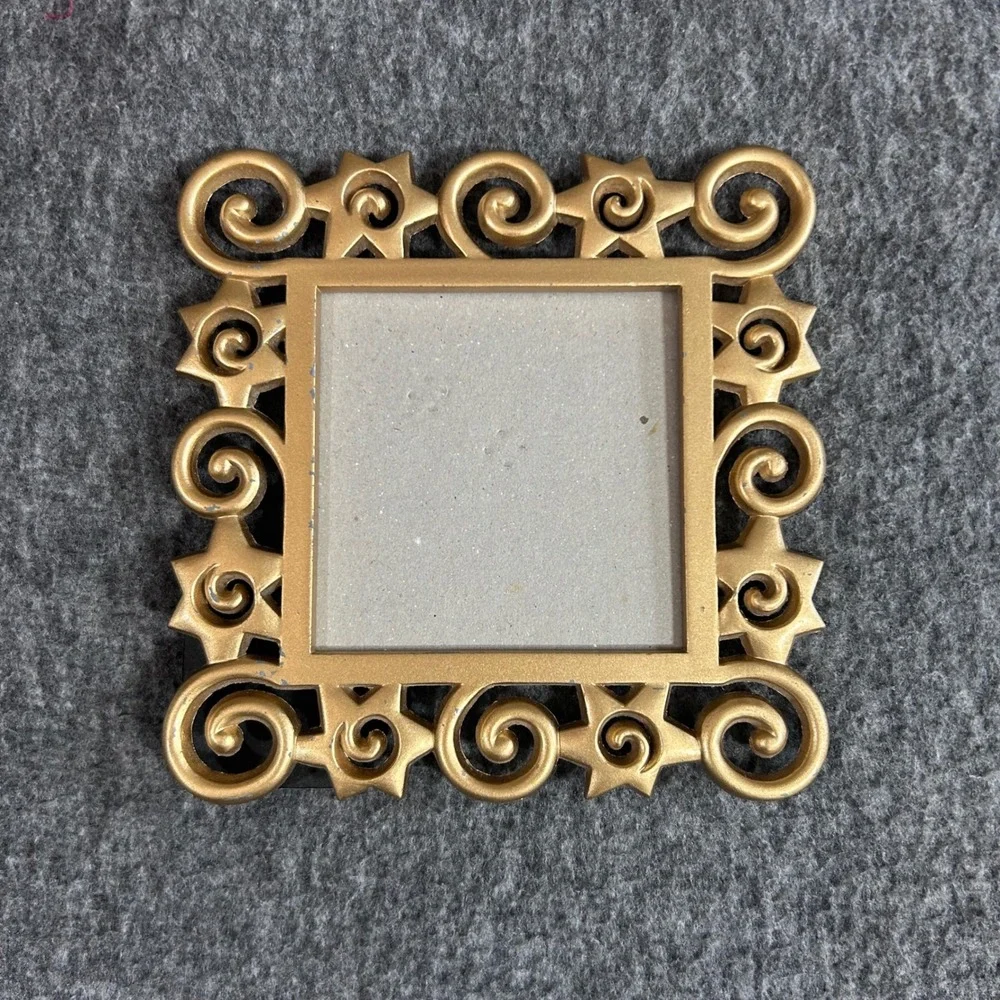Vintage Elsa L Inc Gold Star Scroll Picture Frame 1996 Celestial 4.75in Square